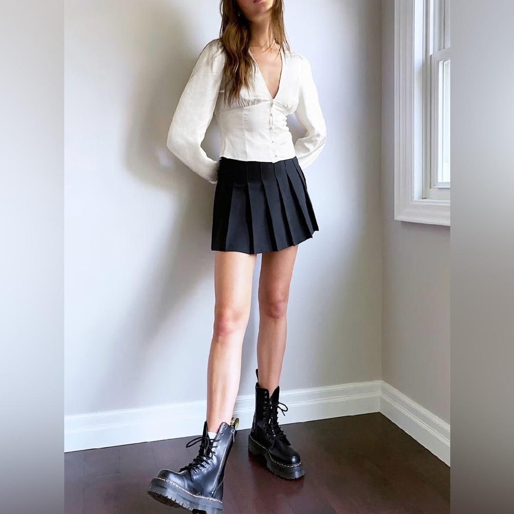 Aritzia Sunday Best Orange Tatiana Button Down Blouse - Size 8